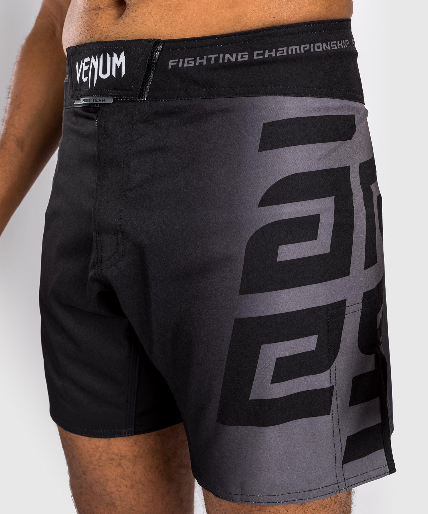 VENUM ARES Fightshort, Fekete/Fekete