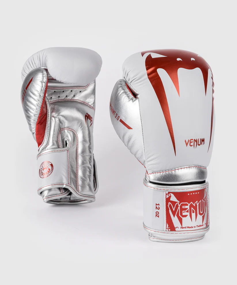 VENUM GIANT 3.0 Bőr Boxkesztyű, Fehér/Piros