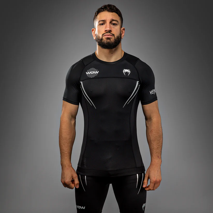 VENUM X WOW FC Rashguard, Rövid ujjú, Fekete