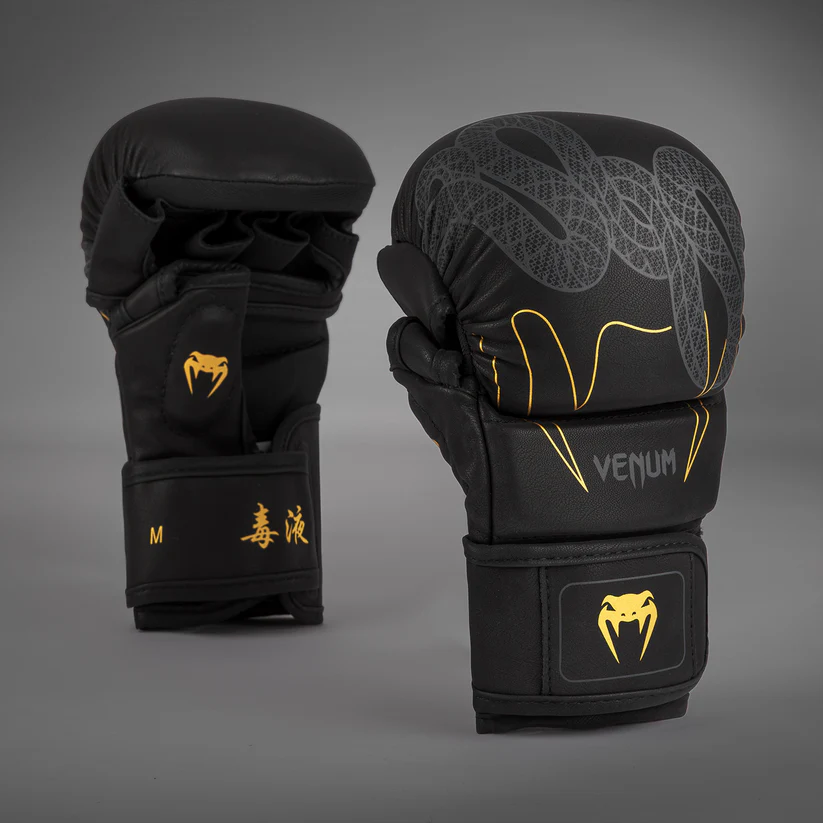VENUM SERPENTI Sparring kesztyű, Fekete/Arany