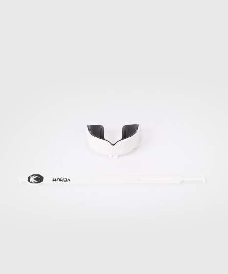 VENUM CHALLENGER Fogvédő, Fehér/Fekete
