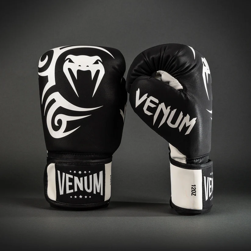 VENUM MIKE TYSON REPLICA Boxkesztyű