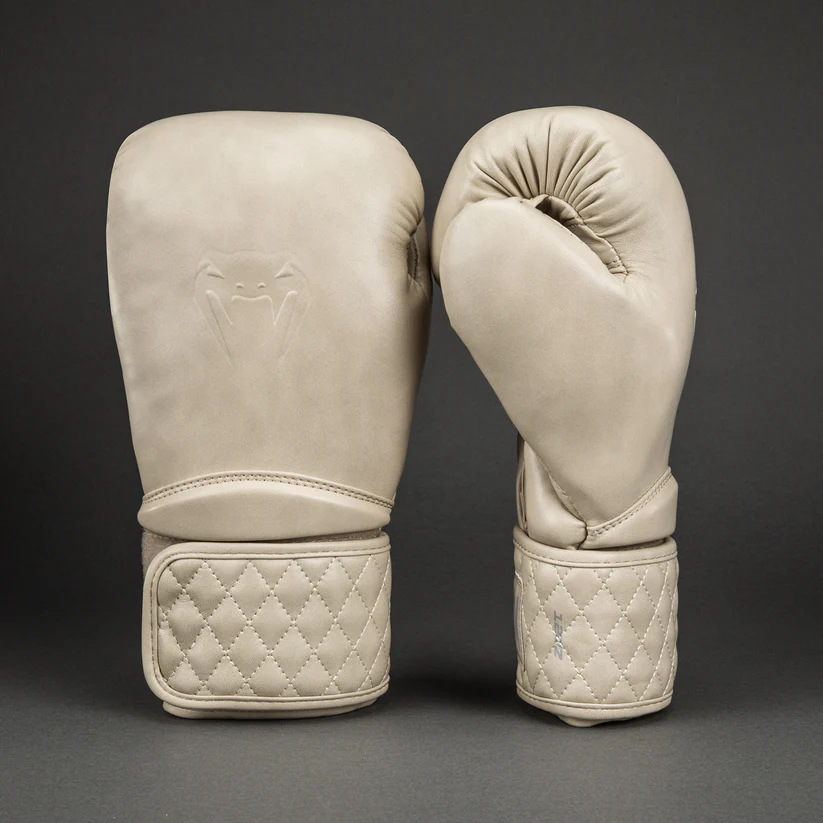 VENUM IMPACT CLASSIC Boxkesztyű, Elefántcsont