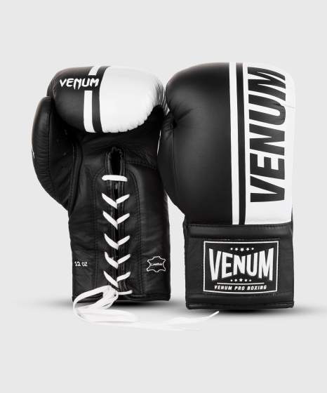 VENUM SHIELD PRO Fűzős boxkesztyű, Fekete/Fehér