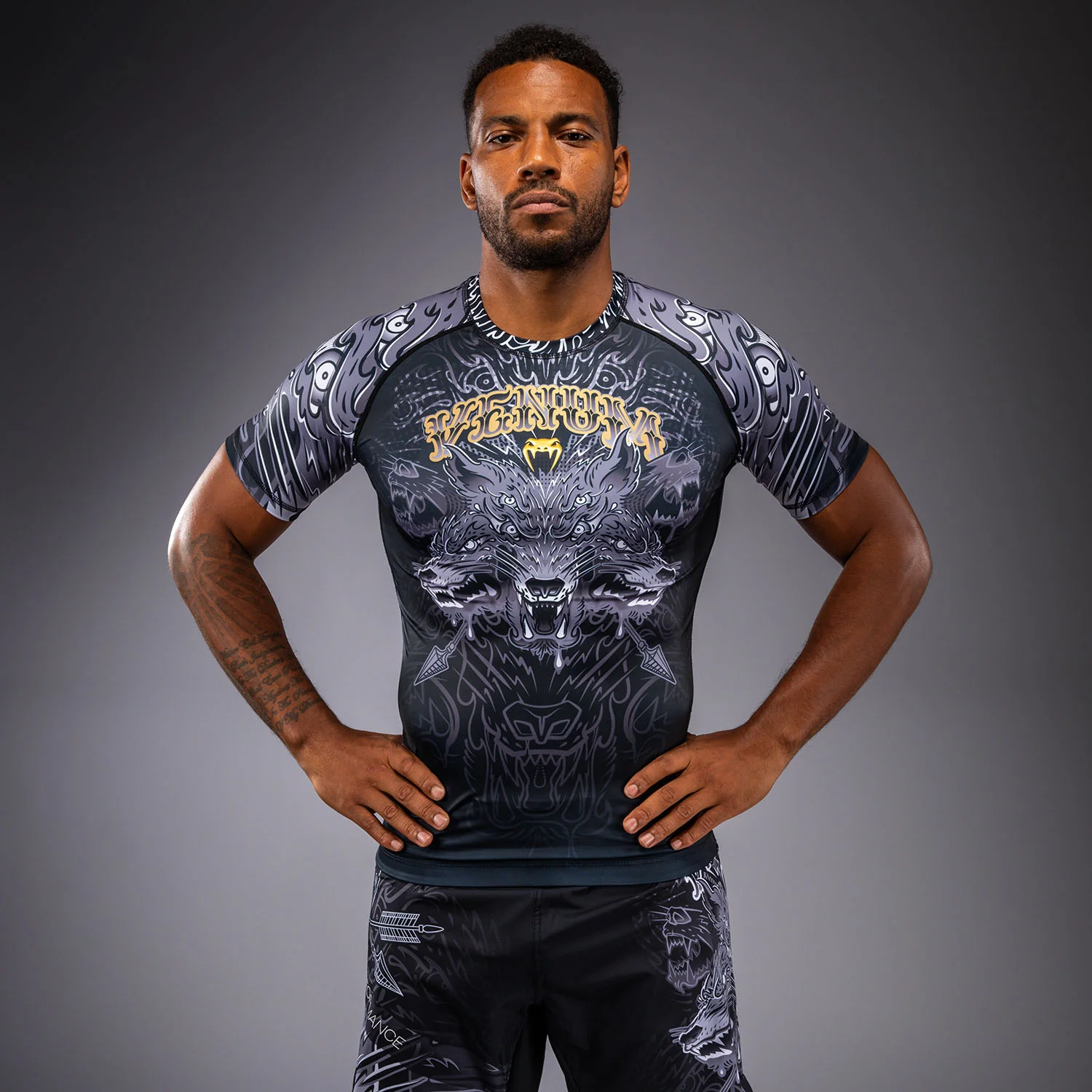 VENUM WOLF ATAK Rashguard, Rövid ujjú, Fekete/Szürke