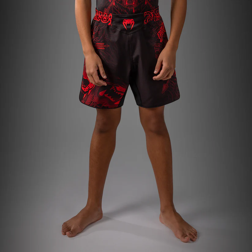 VENUM WOLF ATAK Gyermek Fightshort, Fekete/Piros