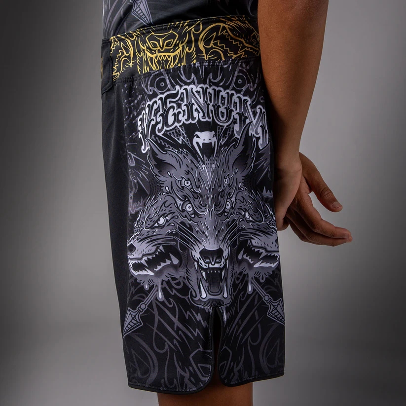 VENUM WOLF ATAK Gyermek Fightshort, Fekete/Szürke