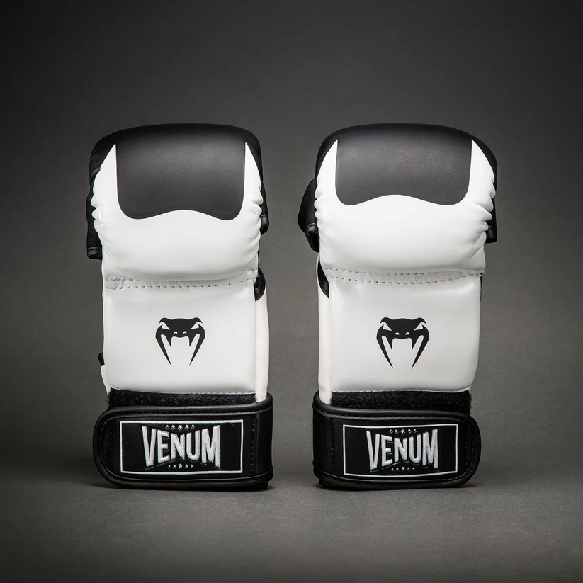 VENUM ATTACK 2.0 Sparring kesztyű, Fehér/Fekete